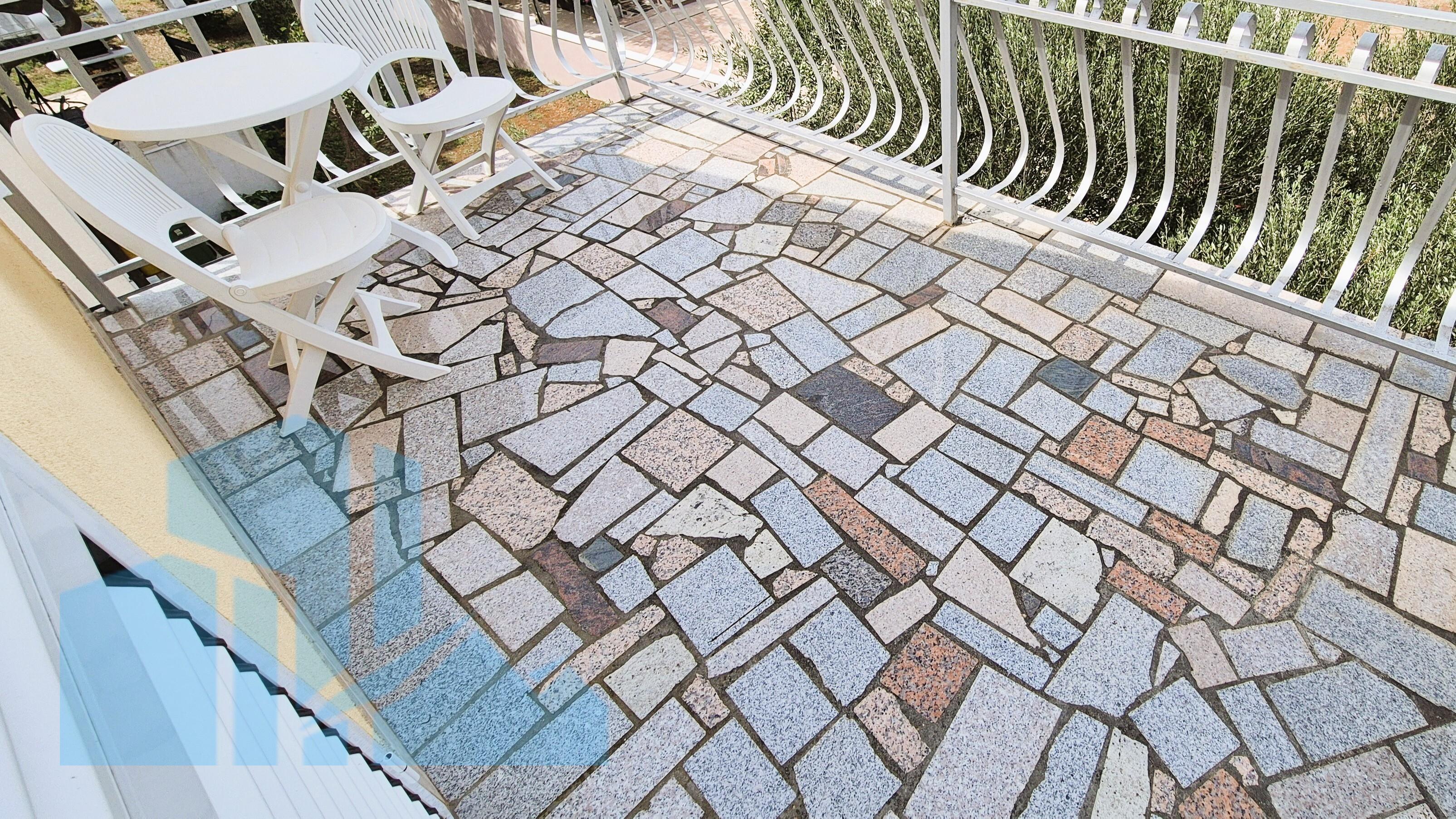 Apartmanska kuća u Bilicama s uhodanim turističkim najmom